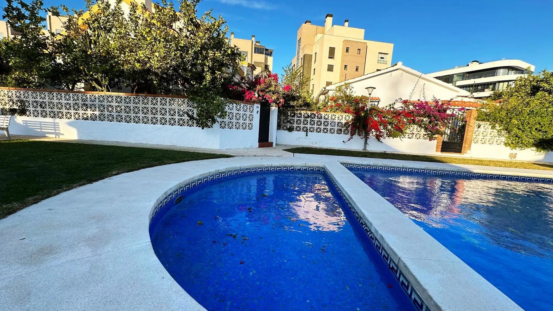 Holiday home Villa Pepita - 3 Dormitorios - 350 Metros Playa - Piscina Torremolinos Spain
