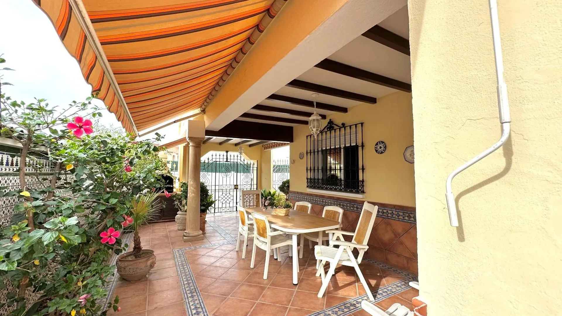 Holiday home Villa Pepita - 3 Dormitorios - 350 Metros Playa - Piscina Torremolinos