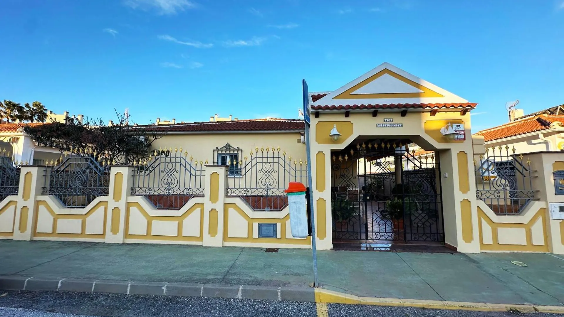 Villa Pepita - 3 Dormitorios - 350 Metros Playa - Piscina Torremolinos