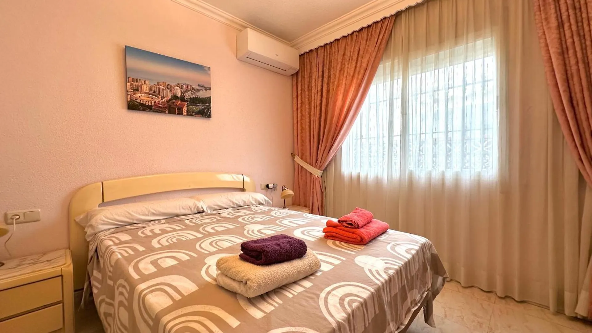Villa Pepita - 3 Dormitorios - 350 Metros Playa - Piscina Torremolinos Casa vacanze